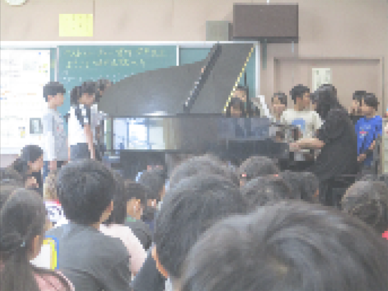 ピアノ演奏２